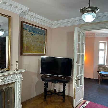 Old Town Apartment Next To Sea Constanţa Buitenkant foto